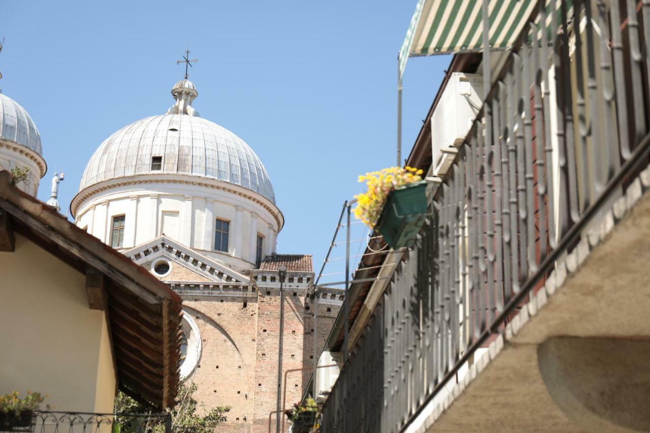 Om Plus Santa Giustina Padova Exterior photo